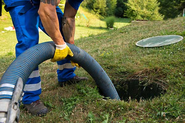 Raccordement tout a l'égout - Service Travaux